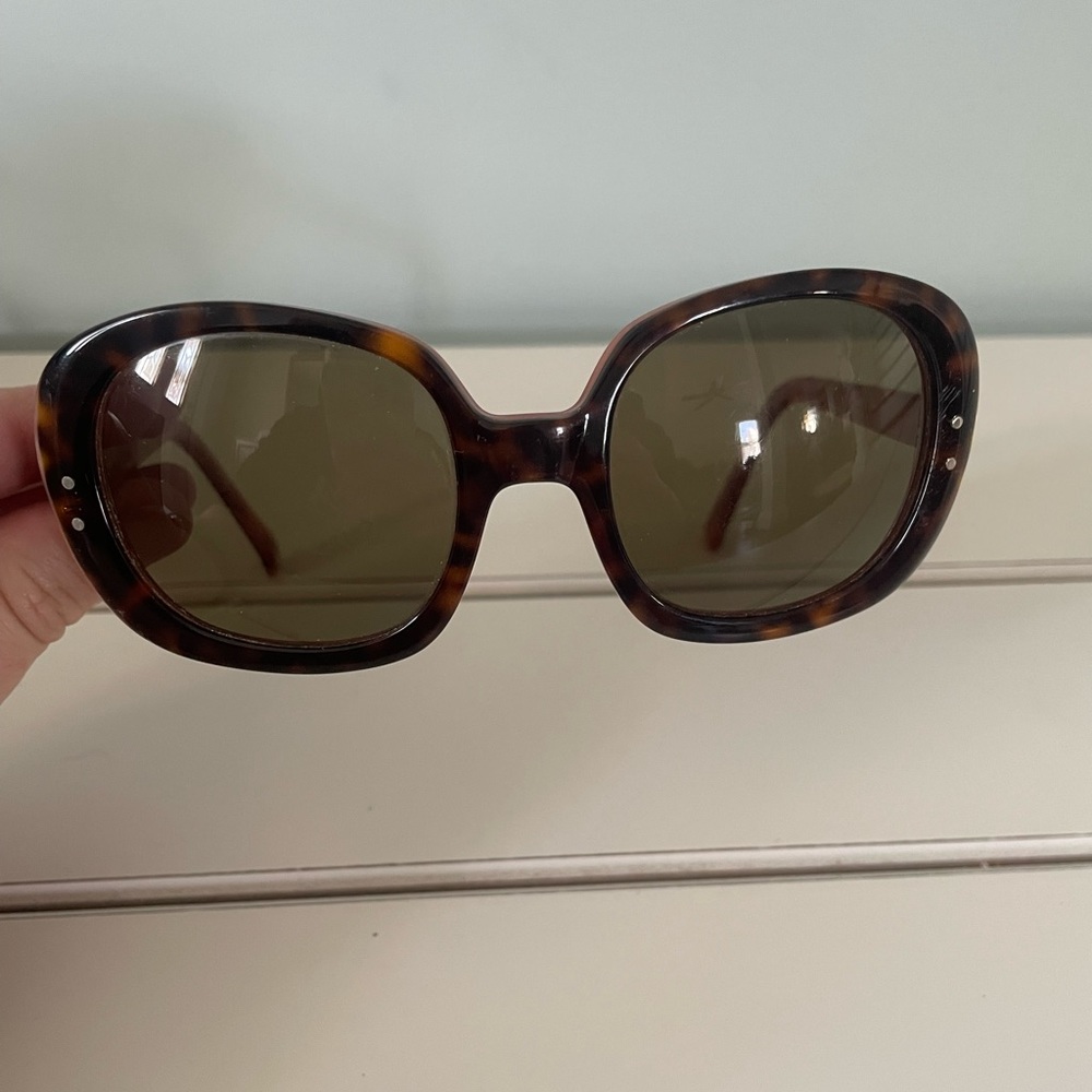 Kate Spade tortoise shell sunglasses